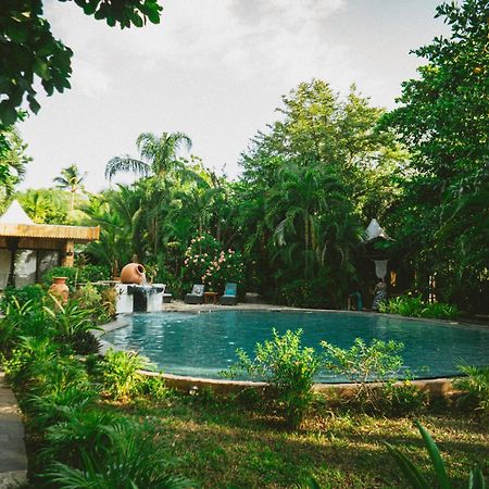 Ocho Artisan Bungalows (Adults Only) Tamarindo Exterior photo