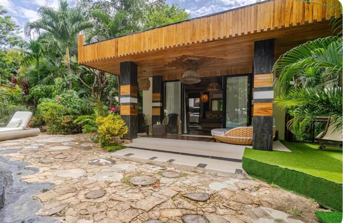 Ocho Artisan Bungalows (Adults Only) Tamarindo Exterior photo
