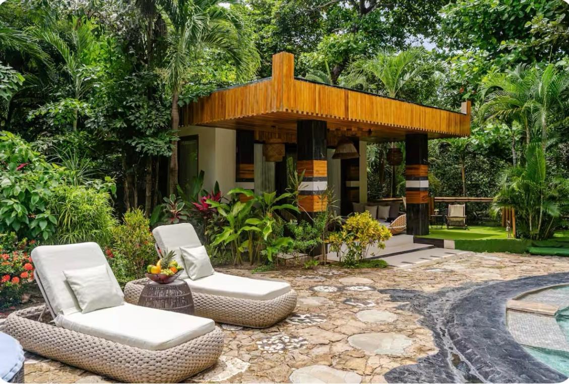 Ocho Artisan Bungalows (Adults Only) Tamarindo Exterior photo