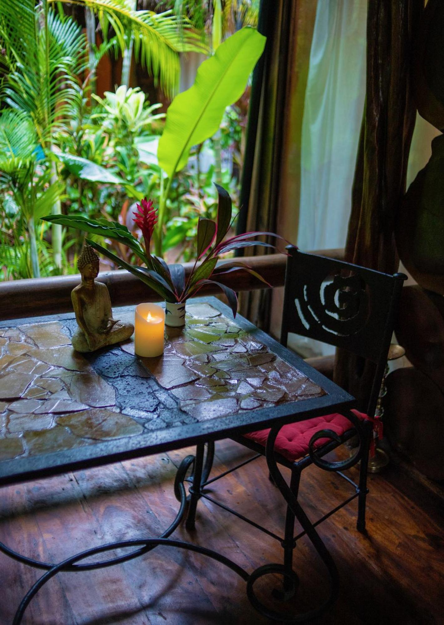 Ocho Artisan Bungalows (Adults Only) Tamarindo Exterior photo